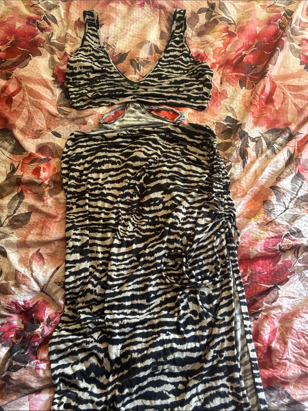 Acoa Woman’s Zebra Print Two Piece Maxi Dress, Size M